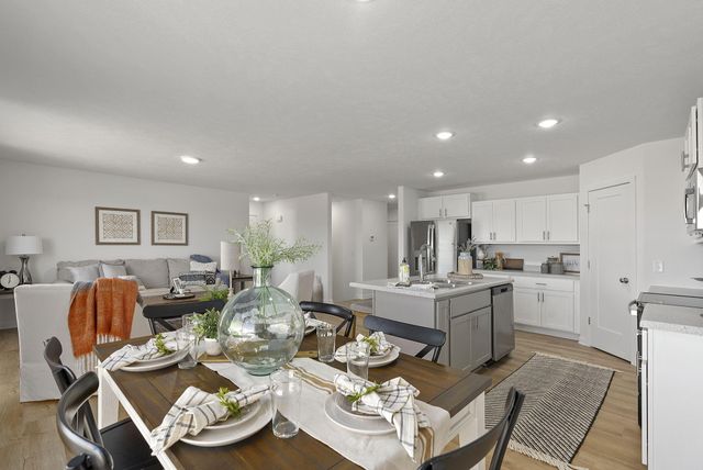 476 Stone Creek Road, Willard, MO 65781