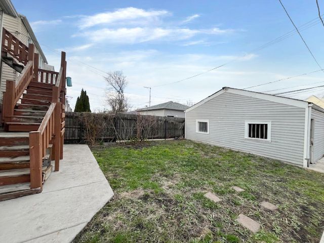 913 N Kedvale Avenue, Chicago, IL 60651
