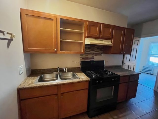 913 N Kedvale Avenue, Chicago, IL 60651