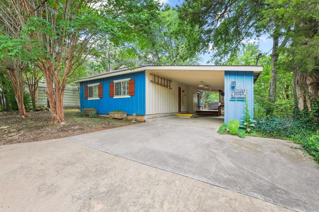 61 Windsor Drive, Pottsboro, TX 75076