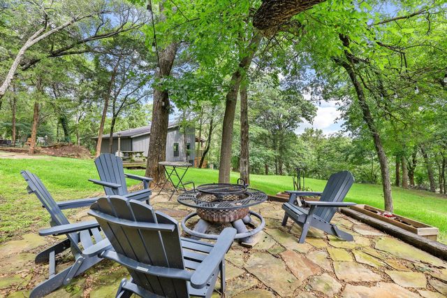 61 Windsor Drive, Pottsboro, TX 75076