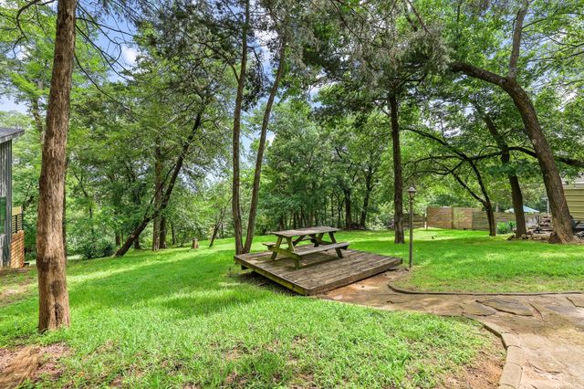 61 Windsor Drive, Pottsboro, TX 75076