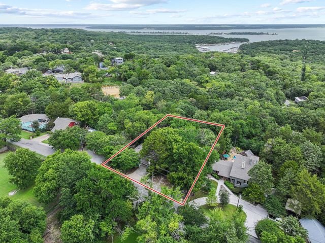 61 Windsor Drive, Pottsboro, TX 75076