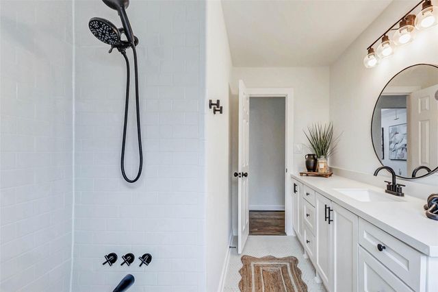 5226 Sanford Road, Houston, TX 77035