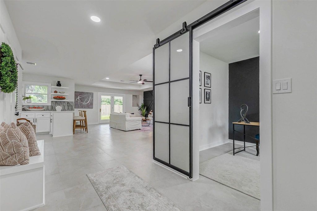 5226 Sanford Road, Houston, TX 77035