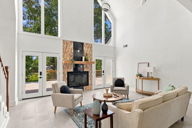 21443 Crab Apple Circle, Hensley, AR 72065