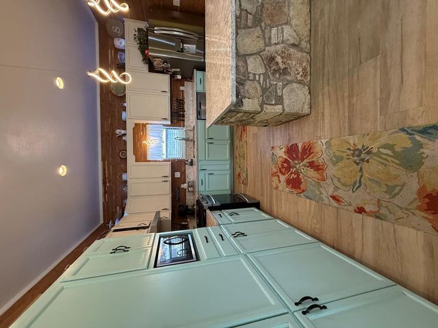 3320 Privilege Creek Rd, Pipe Creek, TX 78063
