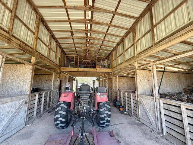 3320 Privilege Creek Rd, Pipe Creek, TX 78063