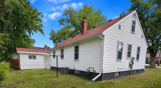 243 1st Street, Prairie Du Sac, WI 53578