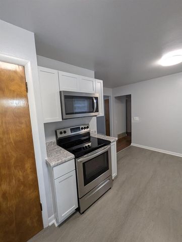 243 1st Street, Prairie Du Sac, WI 53578