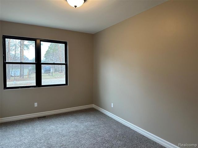 1452 Debi Ann Drive, Lapeer, MI 48446