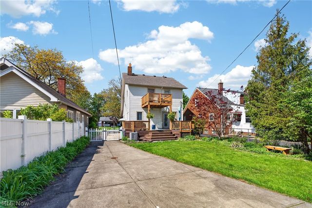 71 E 219th Street, Euclid, OH 44123