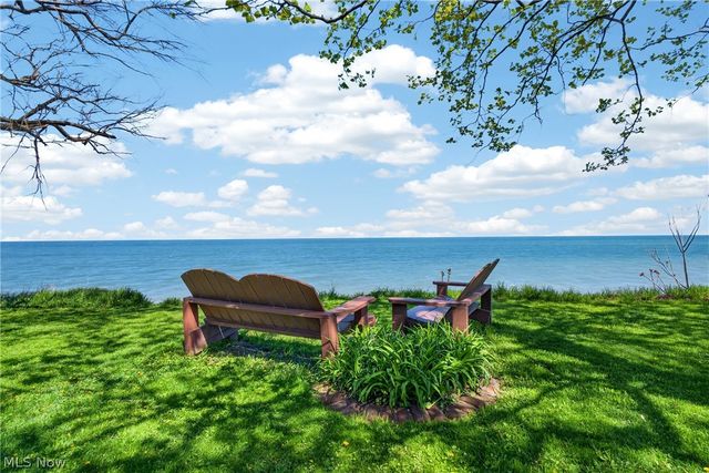 71 E 219th Street, Euclid, OH 44123