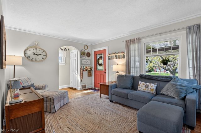 71 E 219th Street, Euclid, OH 44123