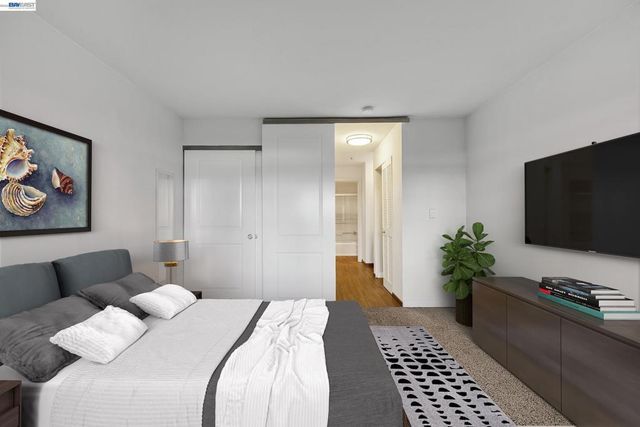 6400 Christie Ave 2106, Emeryville, CA 94608