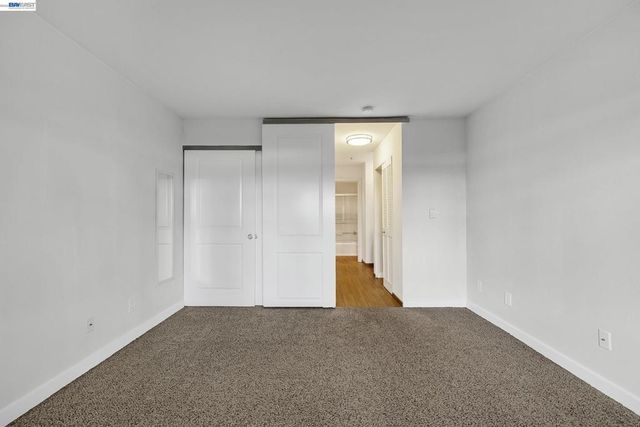6400 Christie Ave 2106, Emeryville, CA 94608