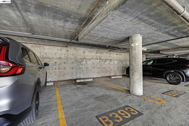 6400 Christie Ave 2106, Emeryville, CA 94608