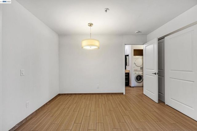 6400 Christie Ave 2106, Emeryville, CA 94608