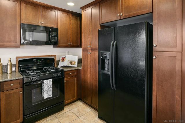 1402 Calabria St, Santee, CA 92071