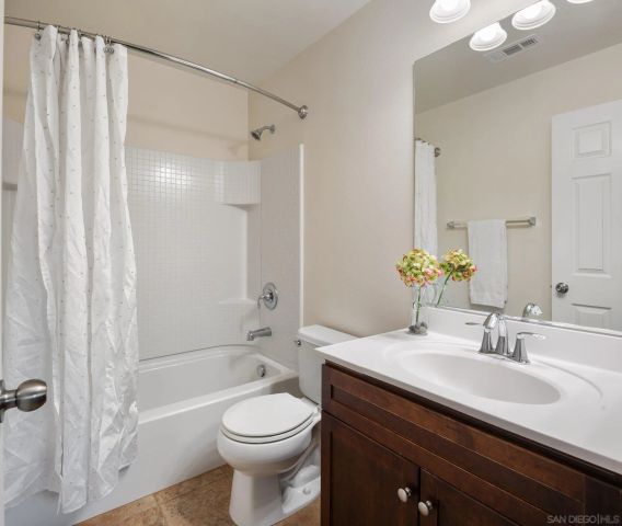 1402 Calabria St, Santee, CA 92071