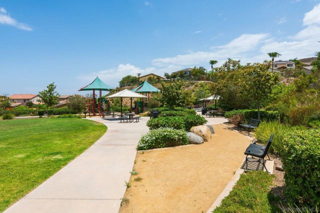 1402 Calabria St, Santee, CA 92071