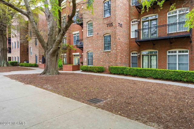 715 N 4th Street Apt 101, Wilmington, NC 28401