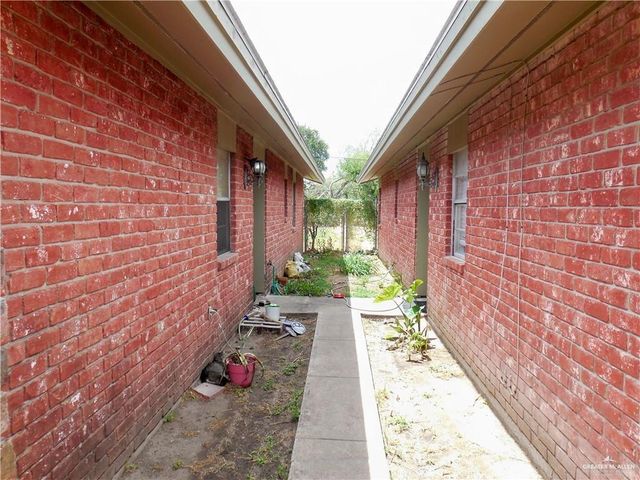 5213 N Taylor Road, Mission, TX 78573