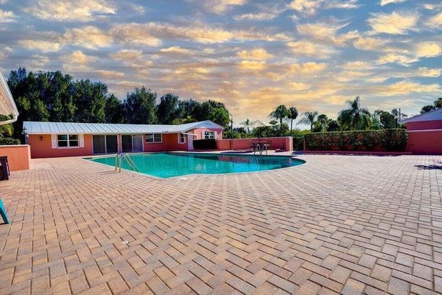 7600 Immokolee Road, Fort Pierce, FL 34951