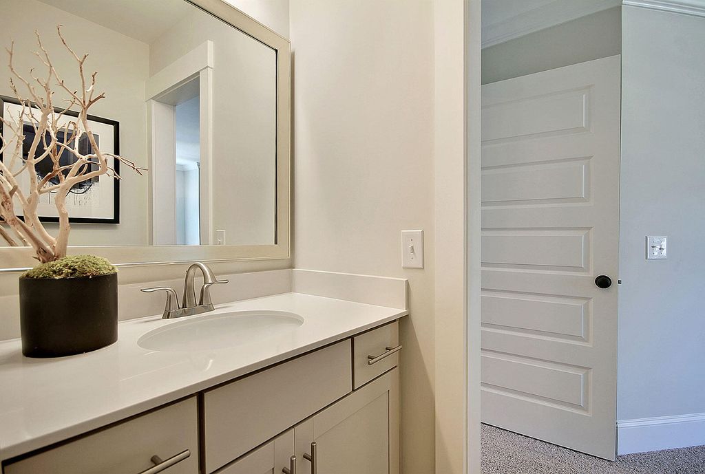 Image 25 of property listing at 112 Headwater Drive, Summerville, SC 29486