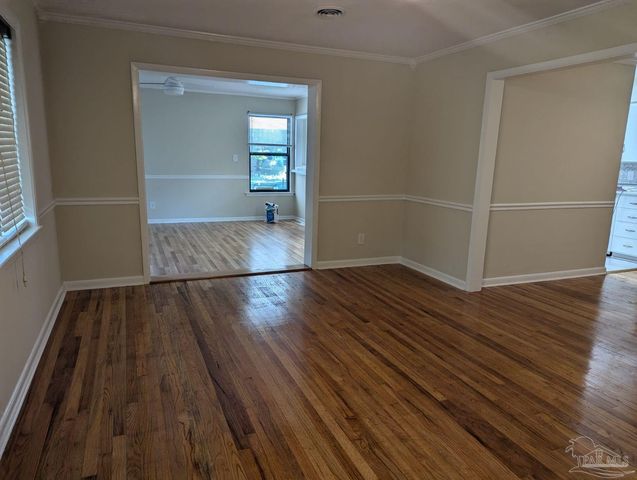 426 Fairpoint Dr, Gulf Breeze, FL 32561