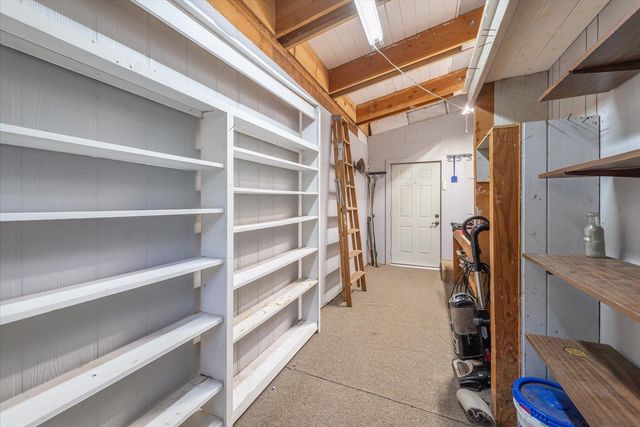 10027 Willow Court, Soda Springs, CA 95728