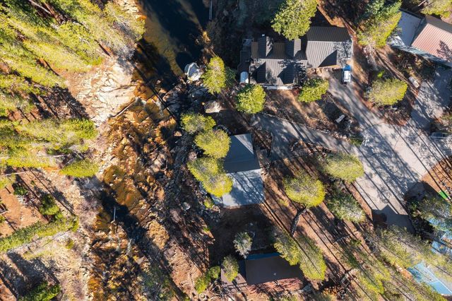 10027 Willow Court, Soda Springs, CA 95728