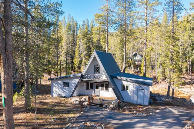 10027 Willow Court, Soda Springs, CA 95728