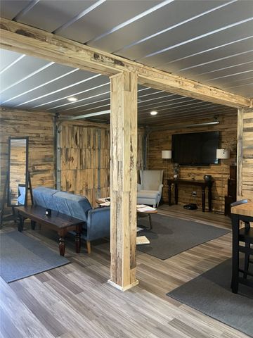 2252 CR 342, Mckinney, TX 75071