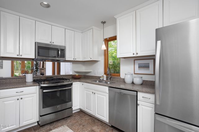 414 Waterside Drive, Carrboro, NC 27510