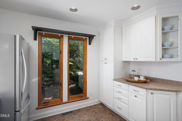 414 Waterside Drive, Carrboro, NC 27510