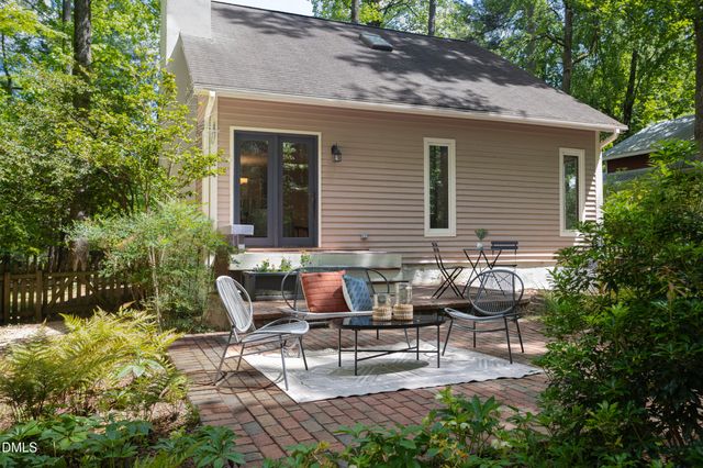 414 Waterside Drive, Carrboro, NC 27510