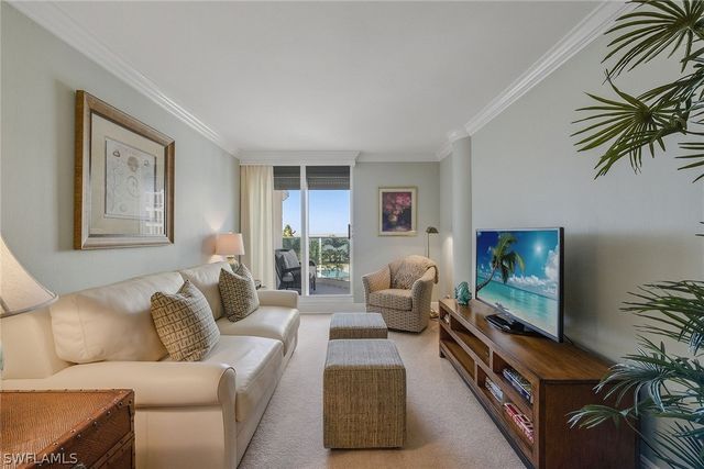 4041 Gulf Shore BLVD N 303, Naples, FL 34103