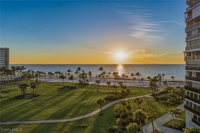 4041 Gulf Shore BLVD N 303, Naples, FL 34103