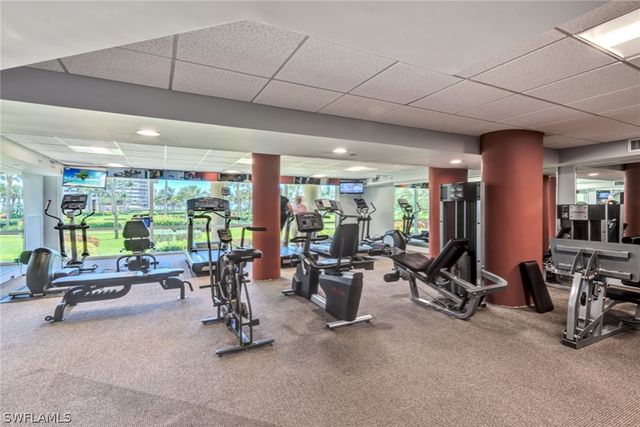 4041 Gulf Shore BLVD N 303, Naples, FL 34103