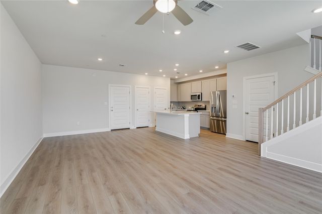 505 Emory Crossing BLVD, Hutto, TX 78634