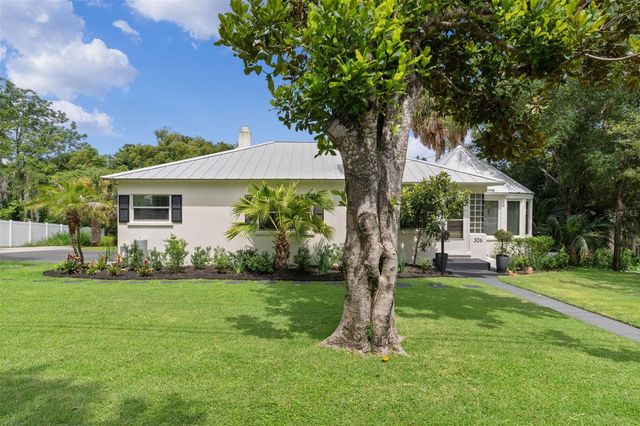 306 N CLAYTON STREET, Mount Dora, FL 32757