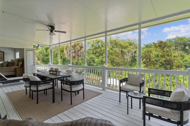 306 N CLAYTON STREET, Mount Dora, FL 32757