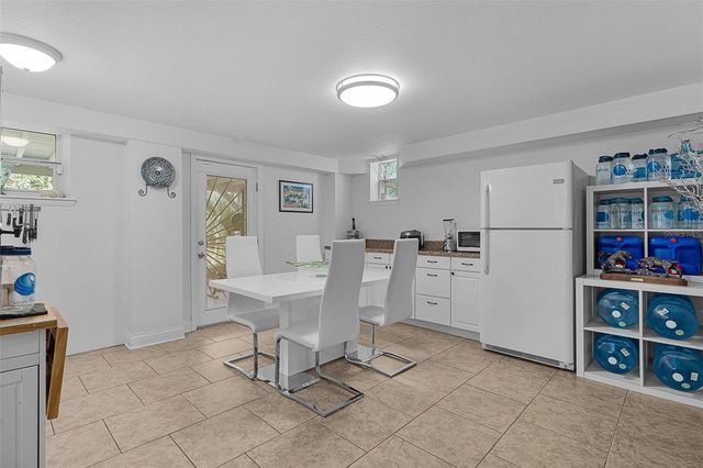 306 N CLAYTON STREET, Mount Dora, FL 32757