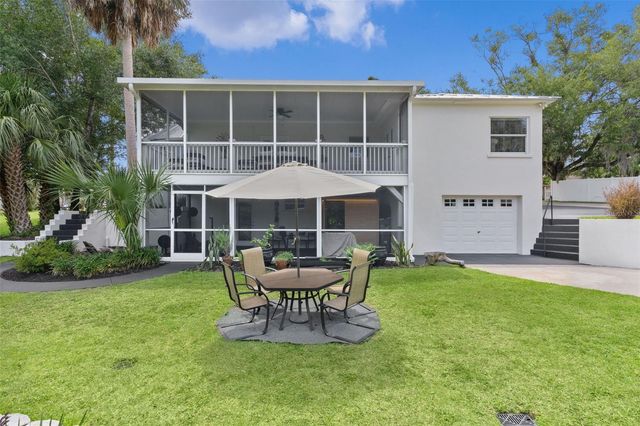 306 N CLAYTON STREET, Mount Dora, FL 32757
