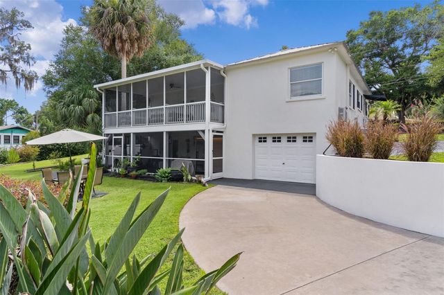 306 N CLAYTON STREET, Mount Dora, FL 32757