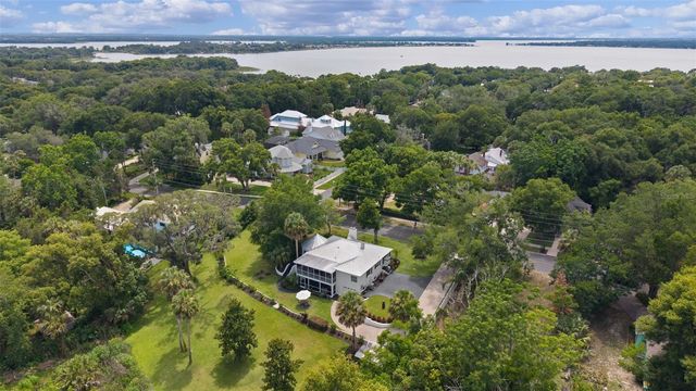 306 N CLAYTON STREET, Mount Dora, FL 32757