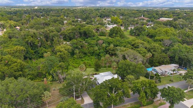306 N CLAYTON STREET, Mount Dora, FL 32757