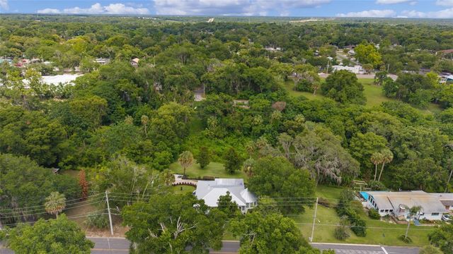 306 N CLAYTON STREET, Mount Dora, FL 32757