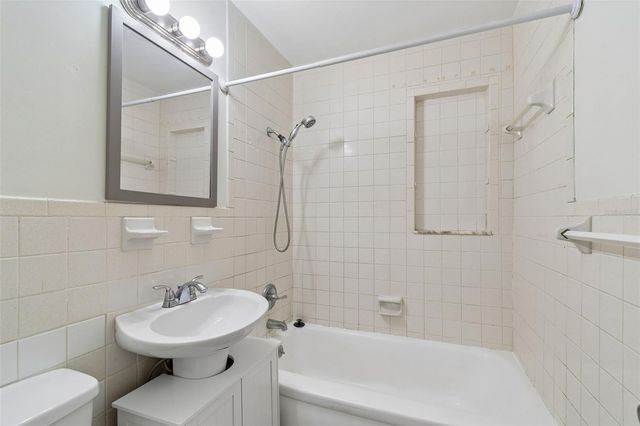 739 47TH AVENUE N, St Petersburg, FL 33703